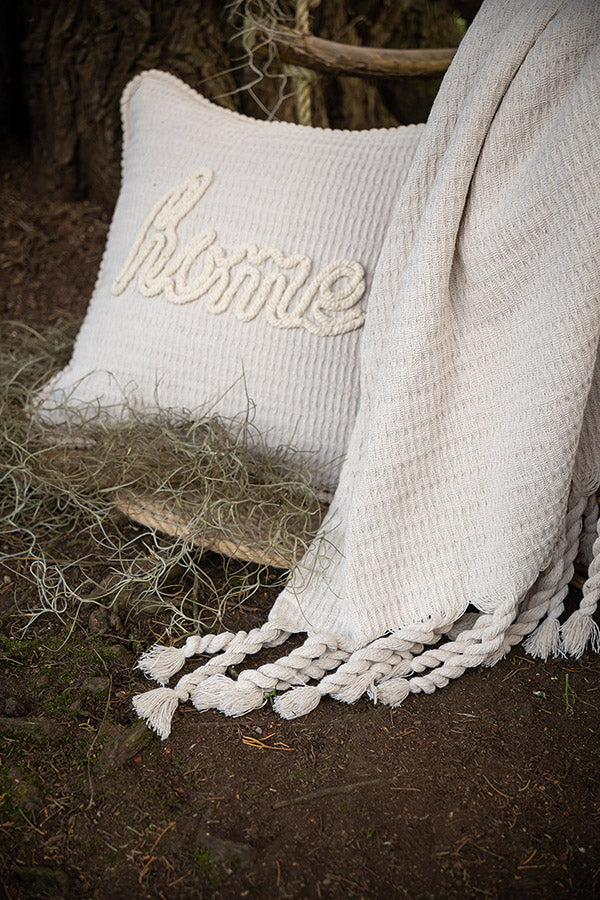 Manta beige EKO tejida con trenzas